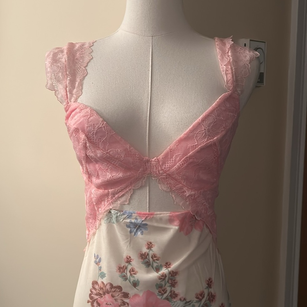 Free People Pink Floral Lace Slip Dress - Picture 11 of 14